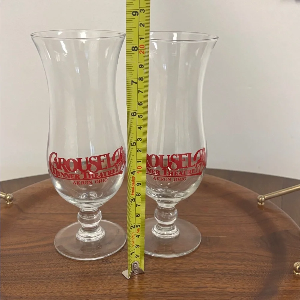 Carousel Dinner Theatre Glasses - Picture 5 of 8